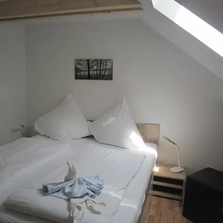 Gast- Und Logierhaus 3*