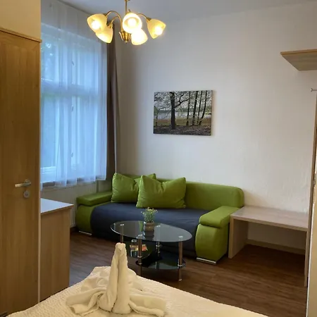 Gast- Und Logierhaus 3*