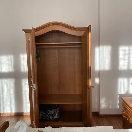 Gast- Und Logierhaus