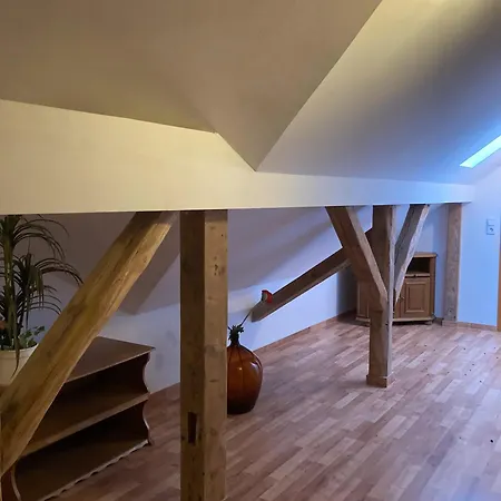 Gast- Und Logierhaus 3*
